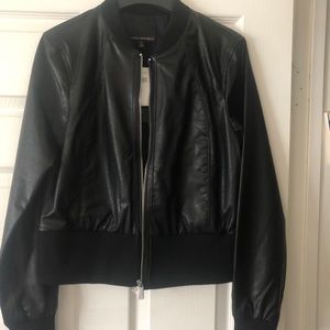 Banana Republic Leather Bomber jacket